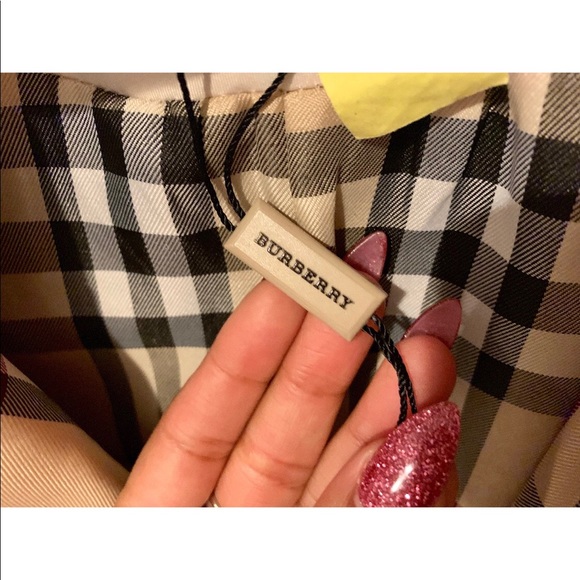 Burberry Trench Coat - Picture 5 of 6